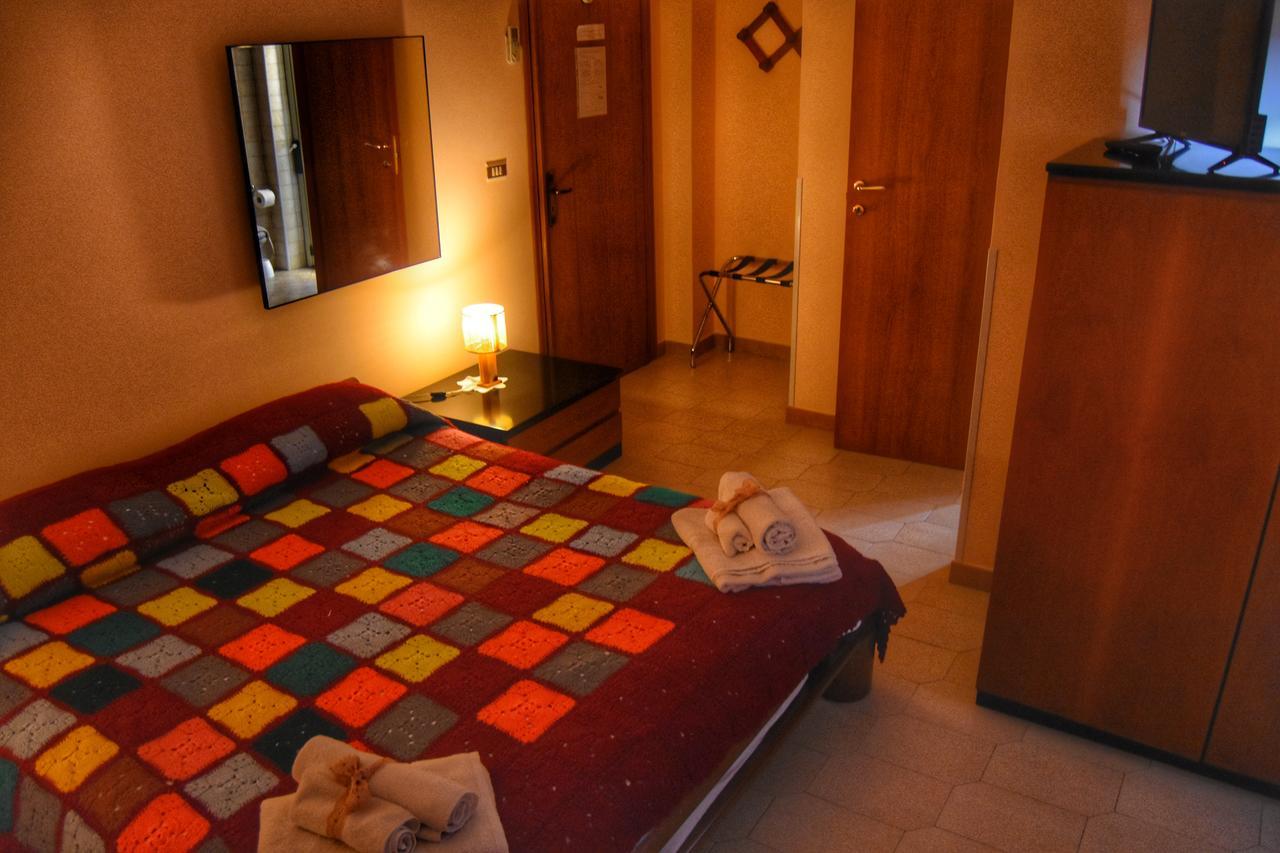 Bed And Breakfast Pieffe Frascineto Extérieur photo